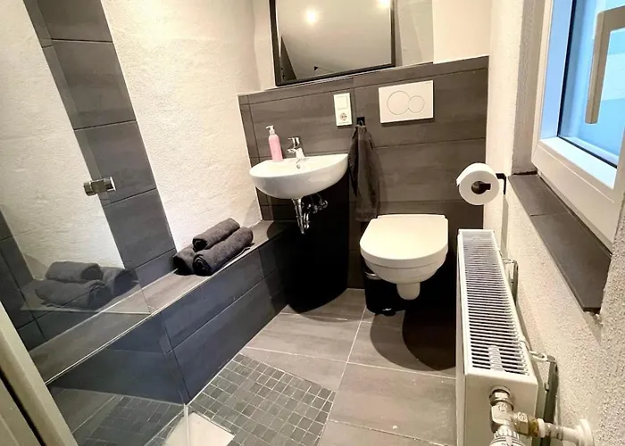 Sehr Moderne Saarbrücken Uni Nähe * Niederdorla