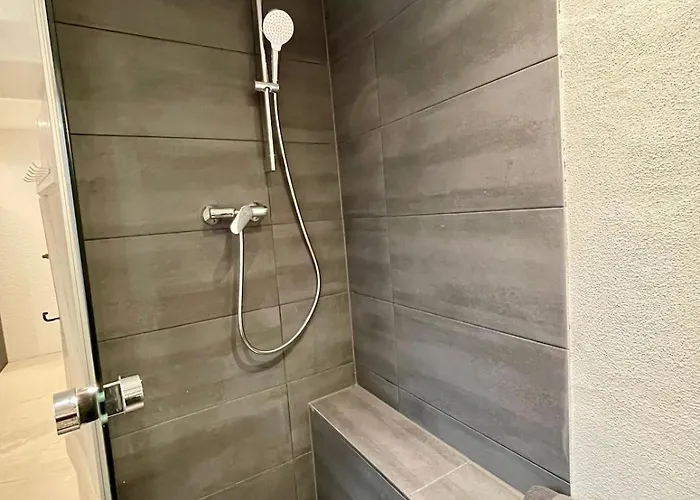 Sehr Moderne Saarbrücken Uni Nähe *